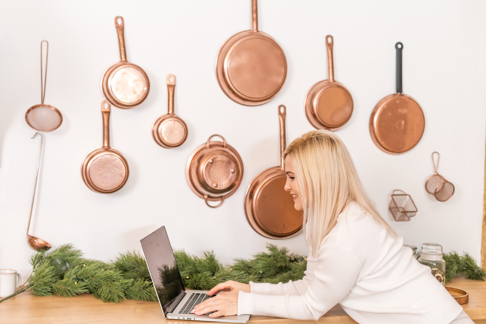 Intimate studio kitchen with copper pans